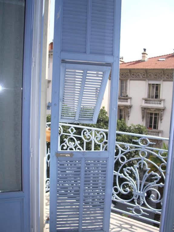 Villa Saint Hubert Niza Exterior foto